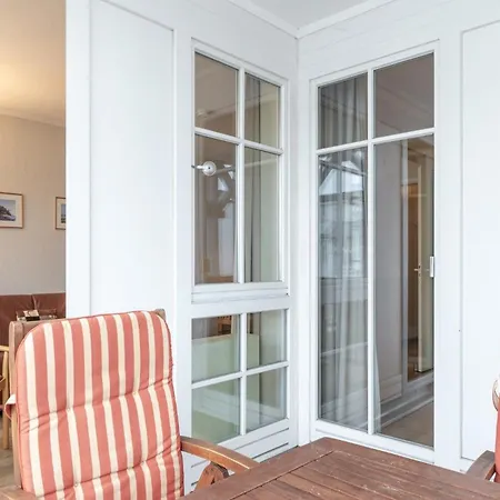 アパート 352, Seepark *