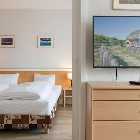 アパート 352, Seepark *